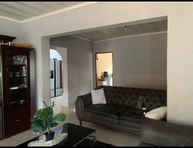 3 BEDROOM HOUSE FOR SALE IN MOHLAKENG